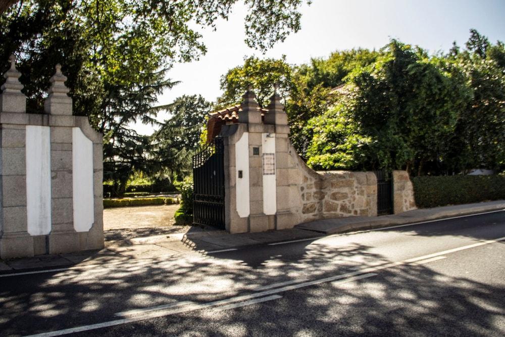 Гостьовий будинок Quinta Da Ponte Do Louro Віла-Нова-де-Фамалікан Екстер'єр фото