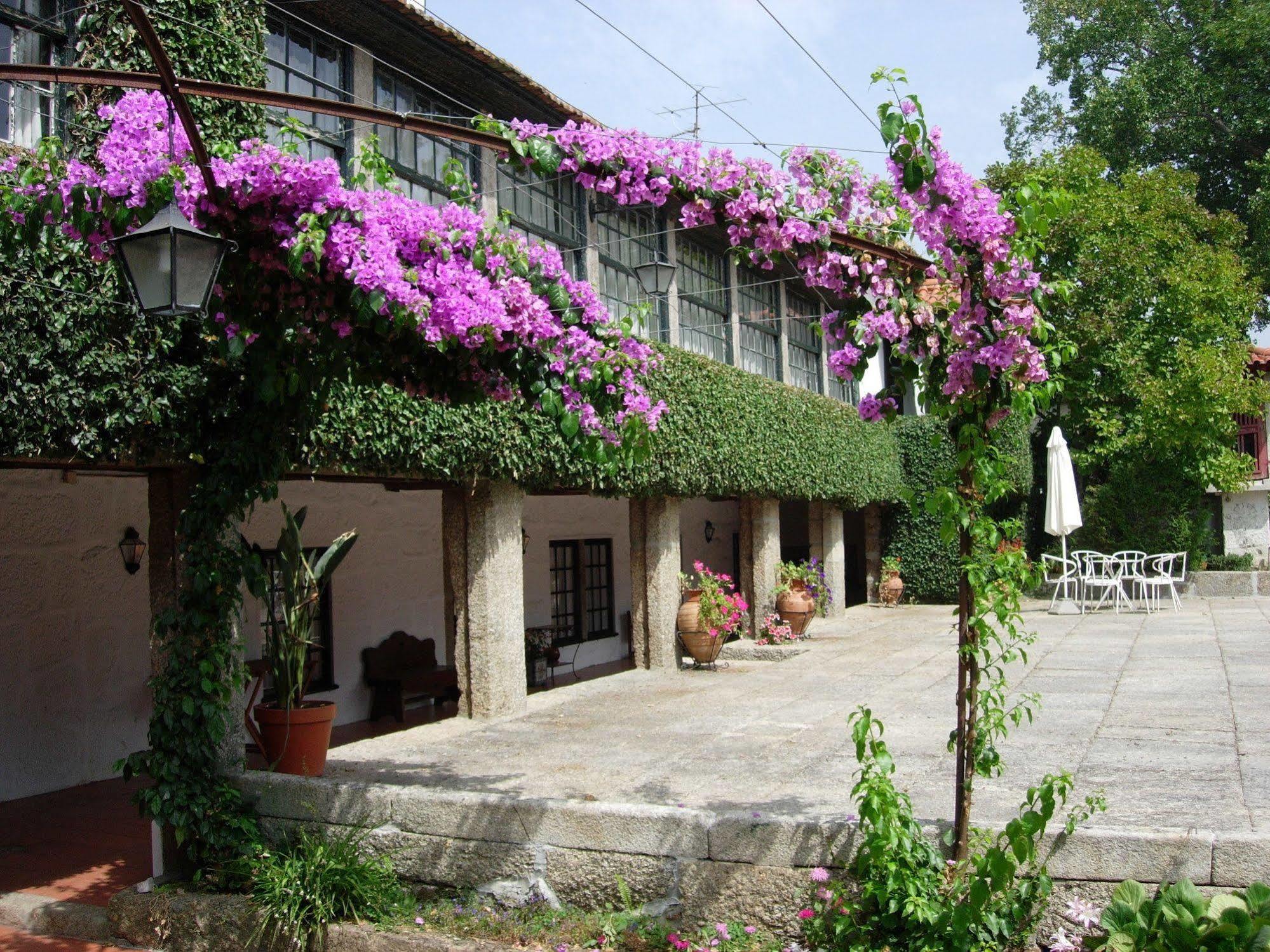 Гостьовий будинок Quinta Da Ponte Do Louro Віла-Нова-де-Фамалікан Екстер'єр фото